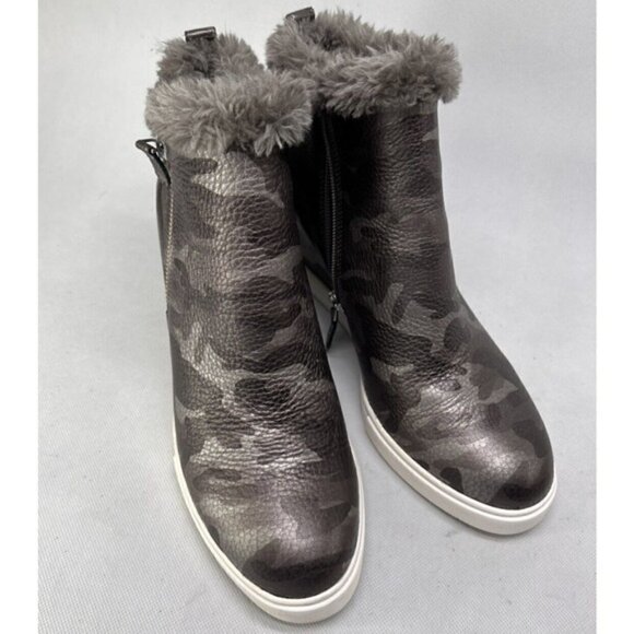 Linea Paolo Foxie Camo Grey LEATHER Ankle Wedge Boots Sneaker Womens 9.5M - Picture 3 of 8
